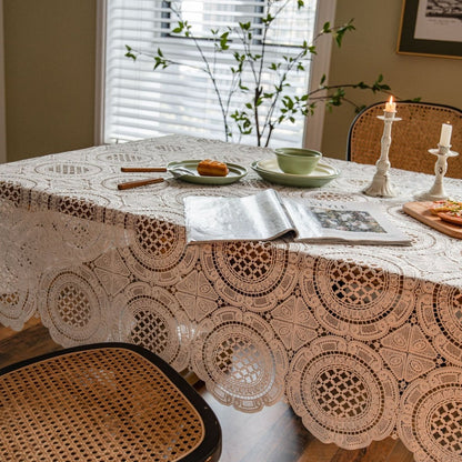 Lace Flora Table Cover