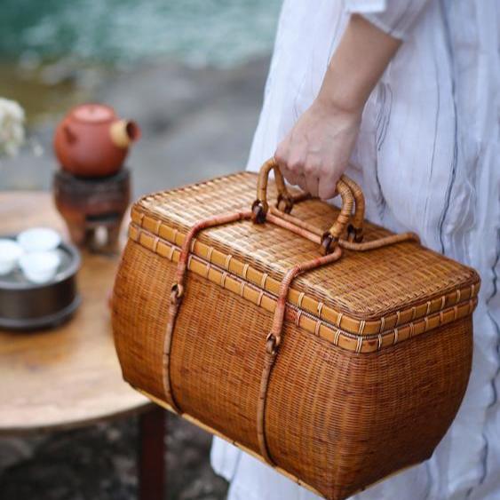 Oriental Aesthetics Picnic BasketPicnic BasketPicnic Basket