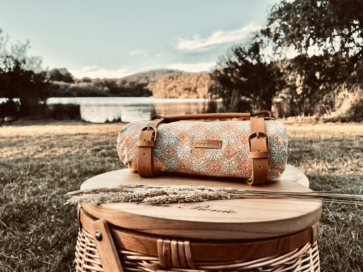 Waterproof Picnic Blanket w/ Genuine Leather Strap, Pink FloraPBLKpicnic blanketpicnic blanket